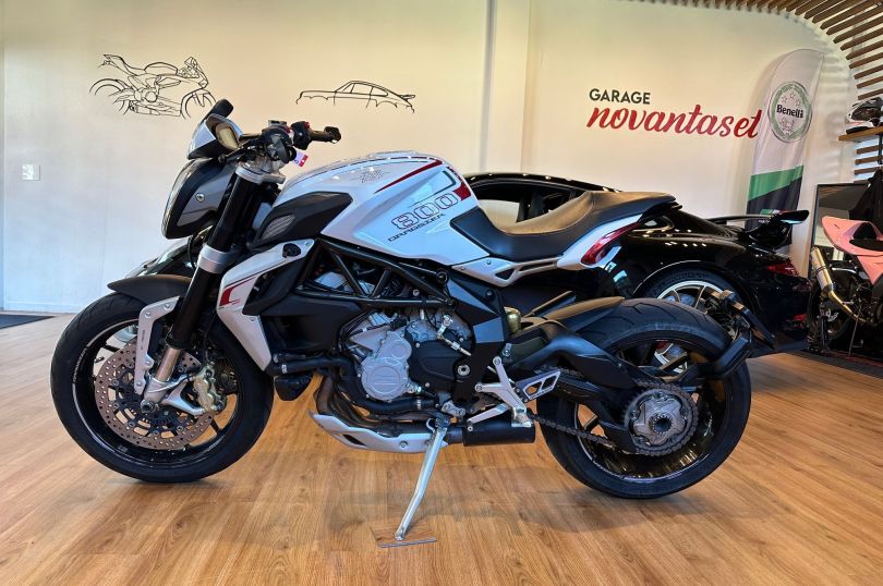 MV AGUSTA Brutale Dragster 800, Used, Switzerland, Giubiasco