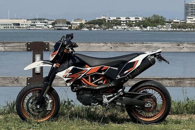 KTM 690 SMCR 2017, Used, Switzerland, Massagno