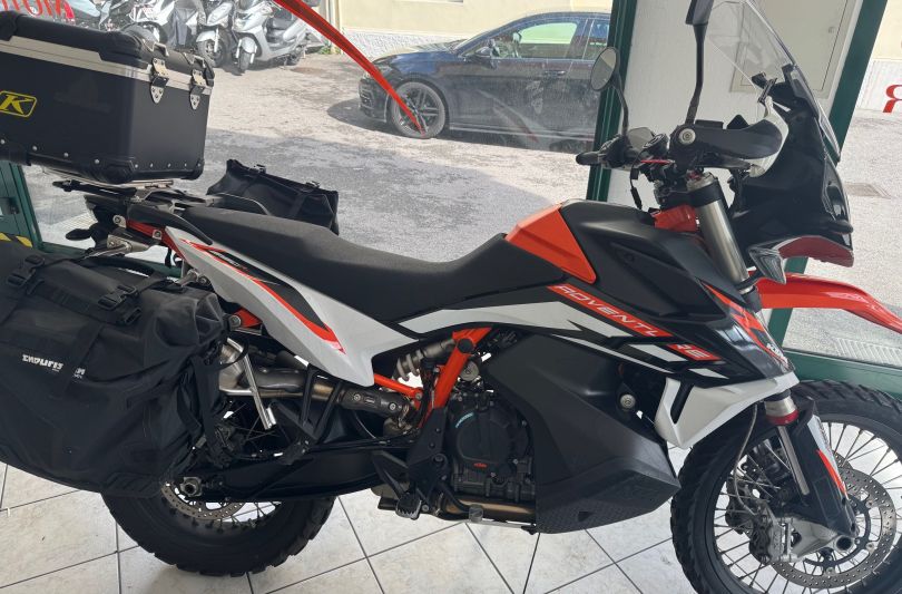 KTM 890 ADV R, Used, Switzerland, Lugano