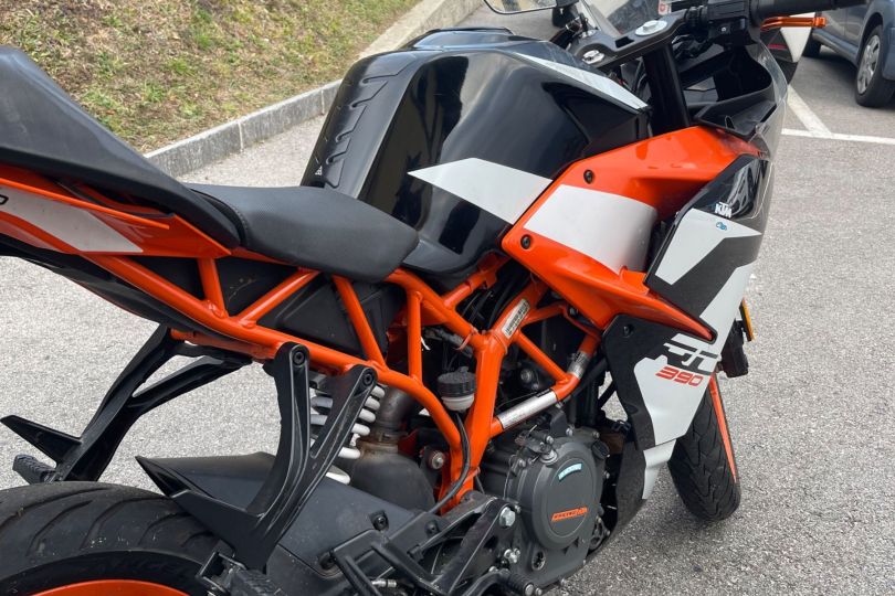 KTM RC 390 ABS, Used, Switzerland, Arogno