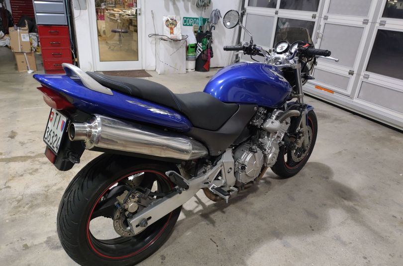 Honda CB 600 F Hornet, 05.1999, Km 34'500, Usagé, Suisse, Contra