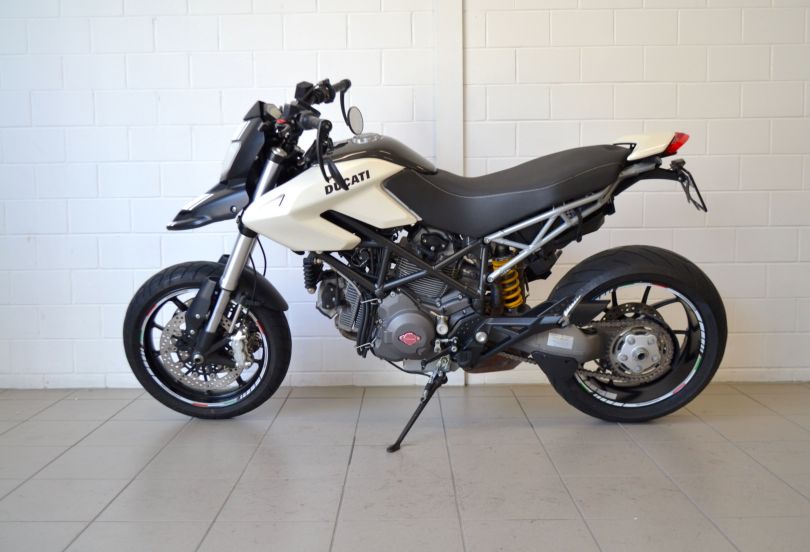 Ducati Hypermotard 796 - A 35kW, Usagé, Suisse, Camorino
