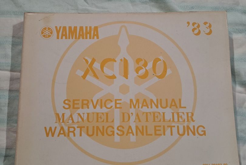 Manuale Yamaha XC 180, Used, Switzerland, Riva San Vitale