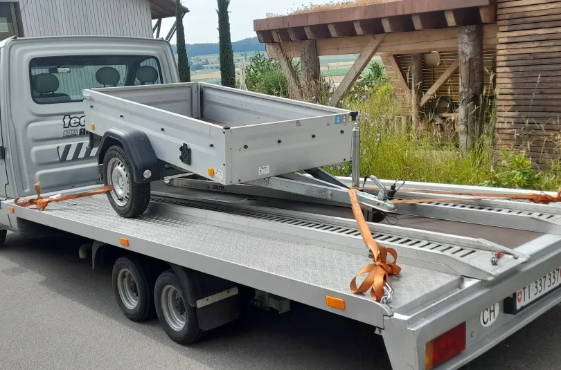 Rimorchio 750 kg, Svizzera, Lugano, 30,00 CHF Annunci gratuiti in Svizzera