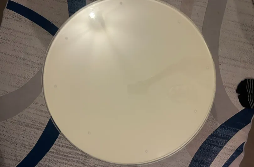 Table basse moderne en bois et verre – Ø 60 cm, Svizzera, Lausanne Annunci gratuiti in Svizzera