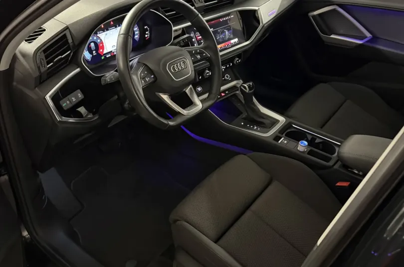 ????À VENDRE – Audi Q3 Sportback 45 TFSI quattro S, Nuovo, Svizzera, Lausanne