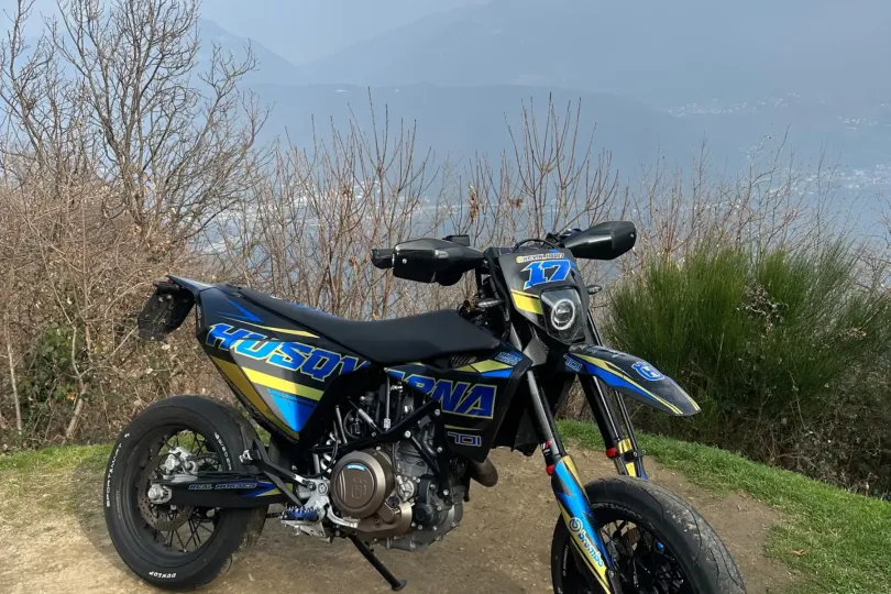 Vendo Husqvarna 701, Usagé