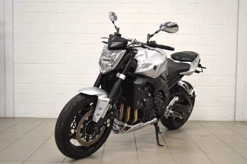 Yamaha Fz1, Used, Switzerland, Camorino