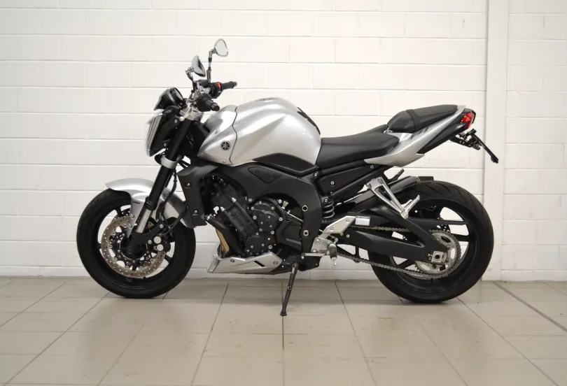 Yamaha Fz1, Used, Switzerland, Camorino