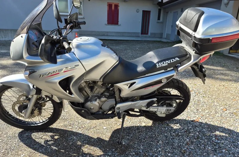 Honda Transalp XL 650 V, Usato, Svizzera, Riva San Vitale