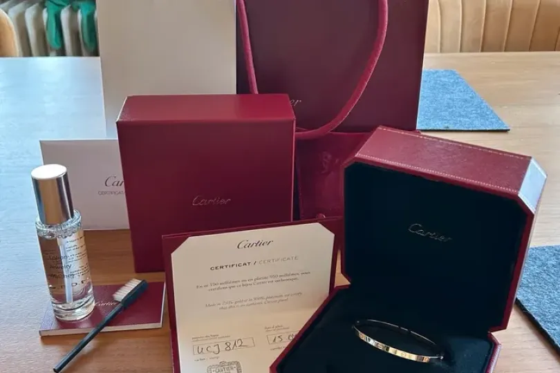 Armband Cartier Love – Armband / Armreif, Gr. 17 Annunci gratuiti in Svizzera