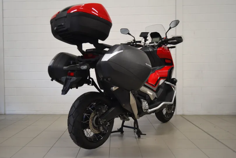 Honda X-ADV 750 possibile a 35kW, Usato, Svizzera, Camorino