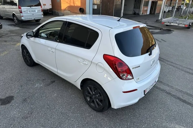 Hyundai i20 1.4 (collaudata), Usato, Svizzera