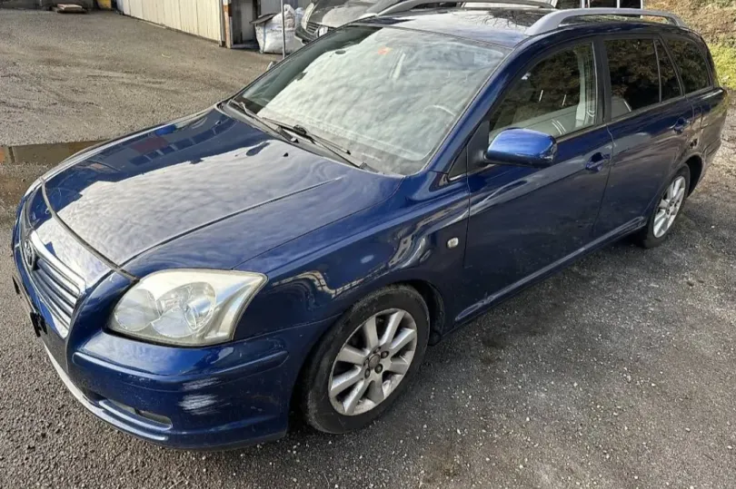 Toyota Avensis 2.0, Usato, Svizzera, Lugano