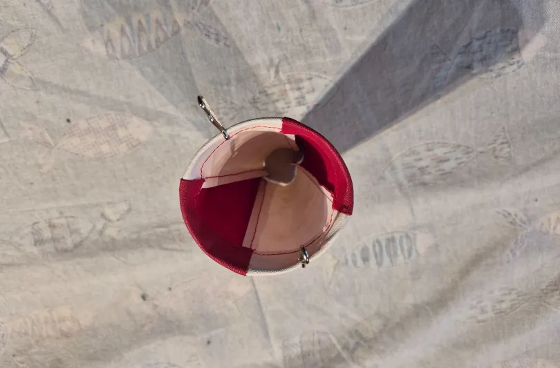 Manica del vento in miniatura, Nuovo, Svizzera, Riva San Vitale