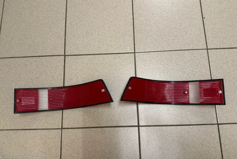 Faro faro posteriore vetro versione Rosso PORSCHE