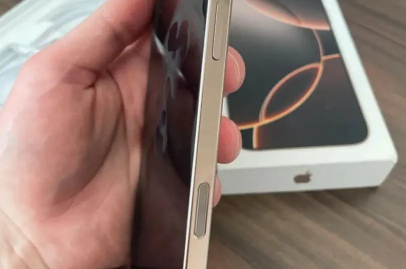 Apple iPhone 16 Pro Max 256GB 8GB RAM, Svizzera, Lugano