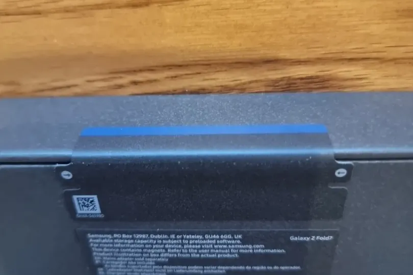 SAMSUNG Galaxy Z Fold7 Mobile Phone, 8 inch Dynami, Svizzera, Lugano