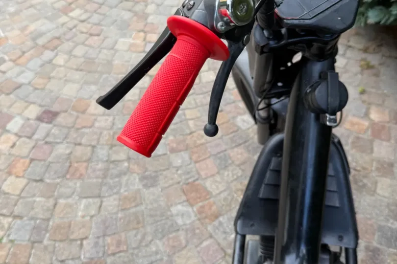 Belmondo Malaguti Fifty con carta grigia 