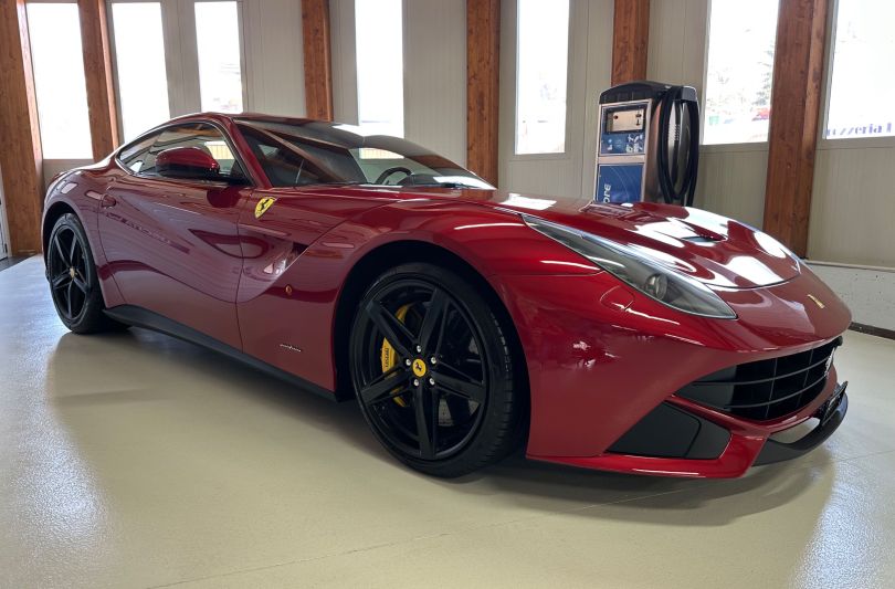 Ferrari F12 Berlinetta, Usagé, Suisse, Lugano