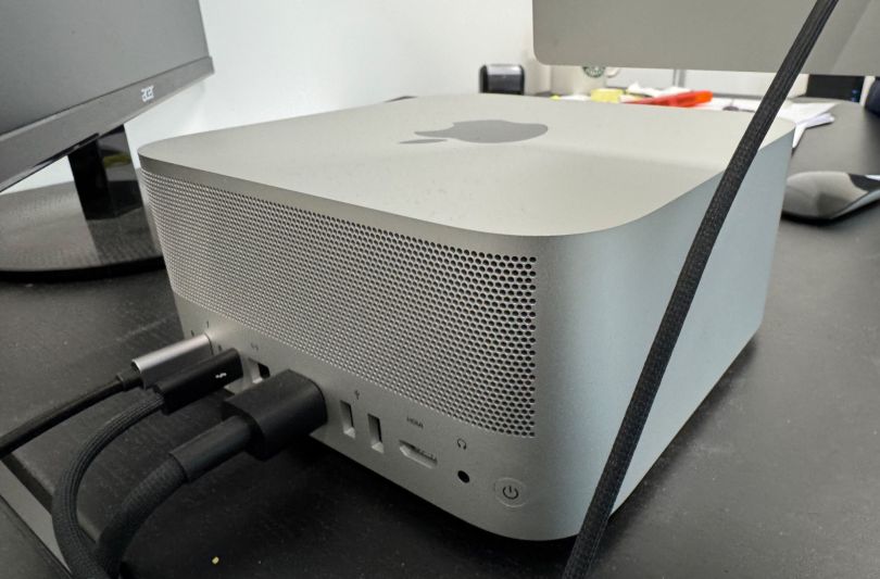 Mac Studio M1 Max 2022 32GB, Suisse, Bedano