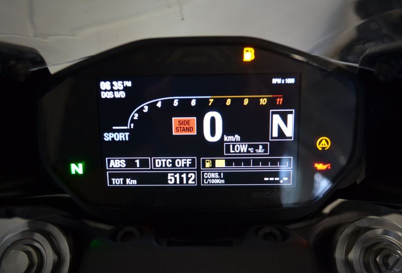 Ducati Monster 821 Stealth, Used, Switzerland, Camorino