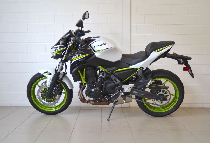 Kawasaki Z 650 - 35kW, Usato, Svizzera, Camorino
