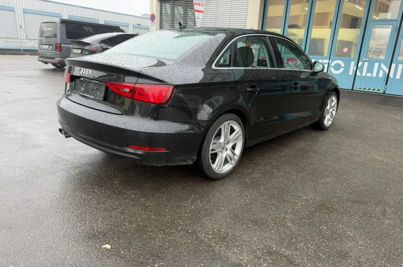 AUDI A3 Limousine 1.8 TFSI Ambition S-tronic, Usato, Svizzera, Hunenberg
