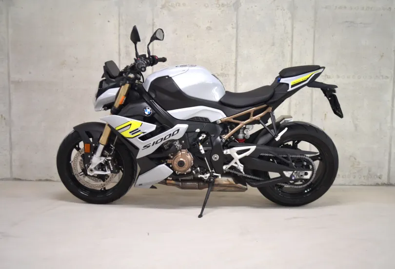 BMW S 1000 R, Usato, Svizzera, Camorino