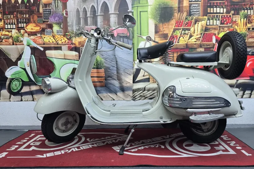 Vespa faro basso, Usato, Svizzera, Bellinzona