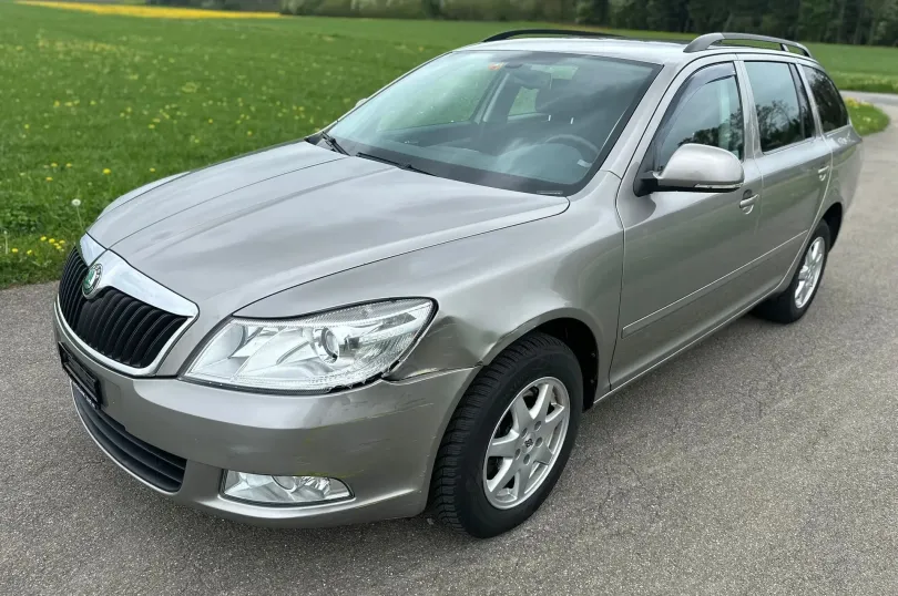 SKODA Octavia Combi 2.0 TDI Swiss Adventure 4x4 DS, Usato, Svizzera, Hunenberg