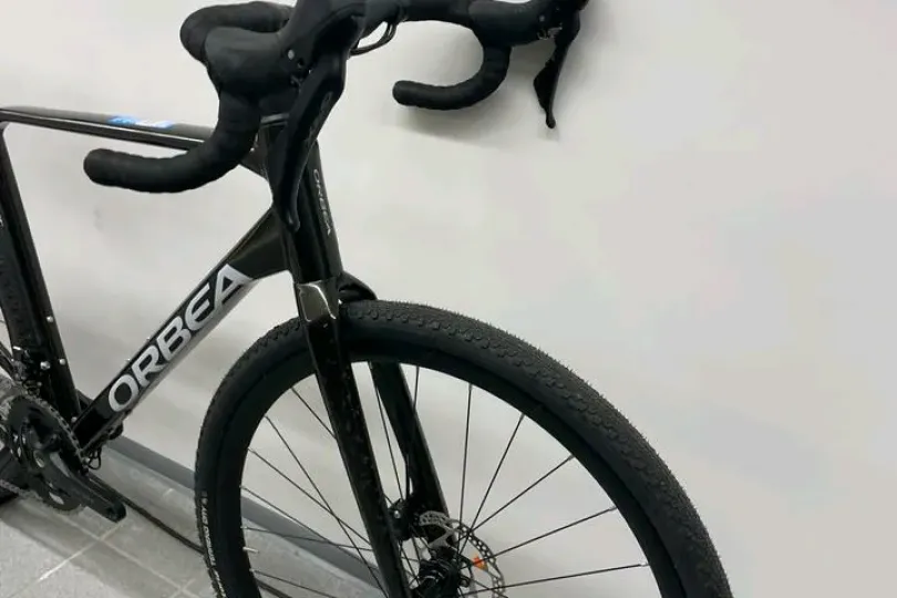 Orbea Terra H30 Gravel Bike – Shimano GRX , Svizzera