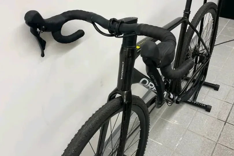 Orbea Terra H30 Gravel Bike – Shimano GRX , Svizzera