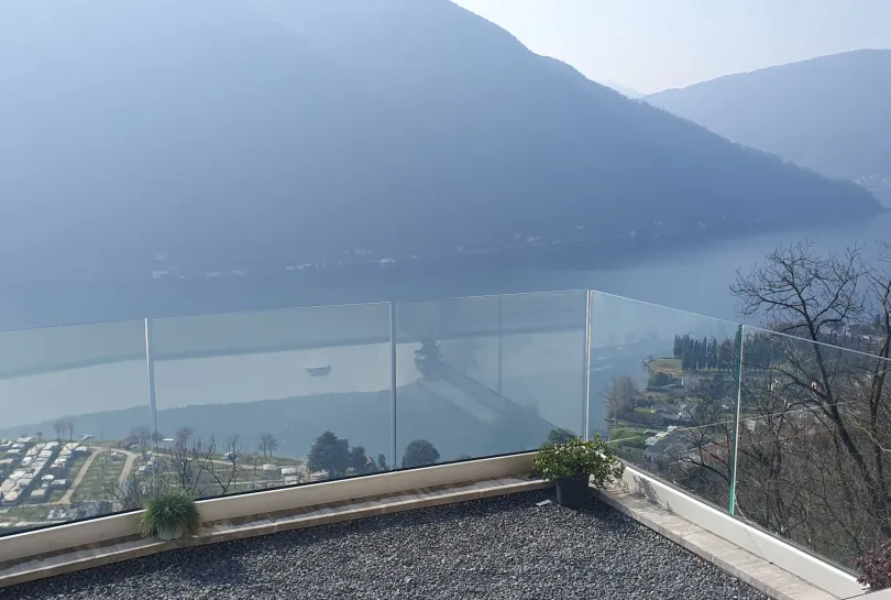 Casa singola vista lago, Svizzera, Rovio