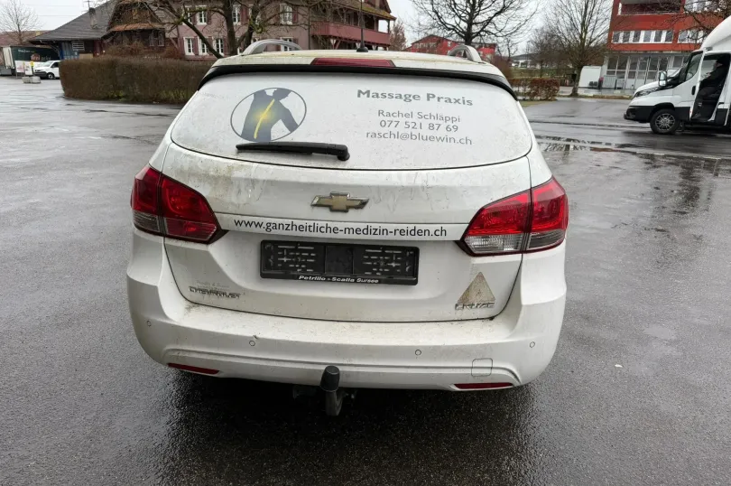 CHEVROLET Cruze Station Wagon 1.7 VCDi LT, Used, Switzerland, Hunenberg