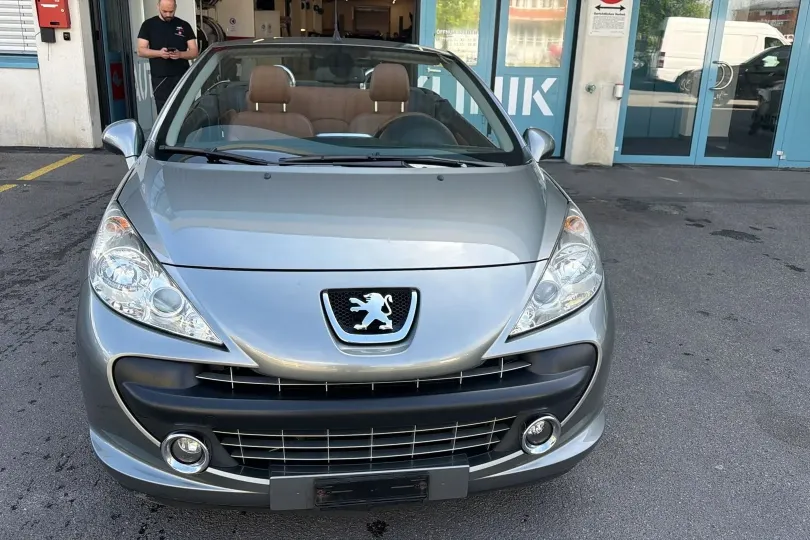 PEUGEOT 207 CC 1.6 16V Turbo Platinium Edition, Used, Switzerland, Hunenberg