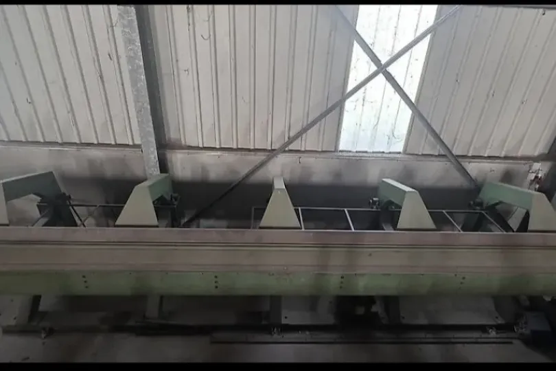 A vendre plieuse hydraulique 6m de long, Suisse, La Sarraz