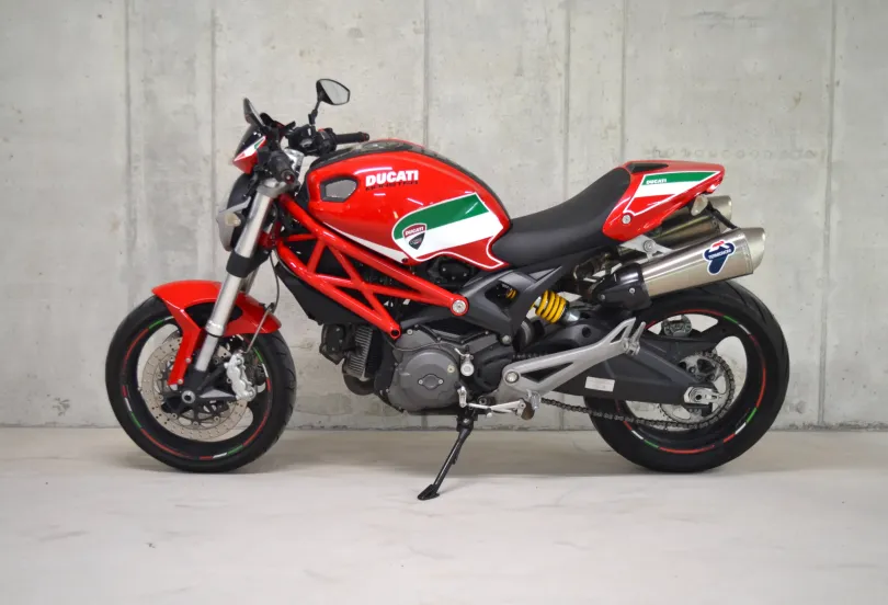 Ducati Monster 696 - 25kW, Gebraucht, Schweiz, Camorino