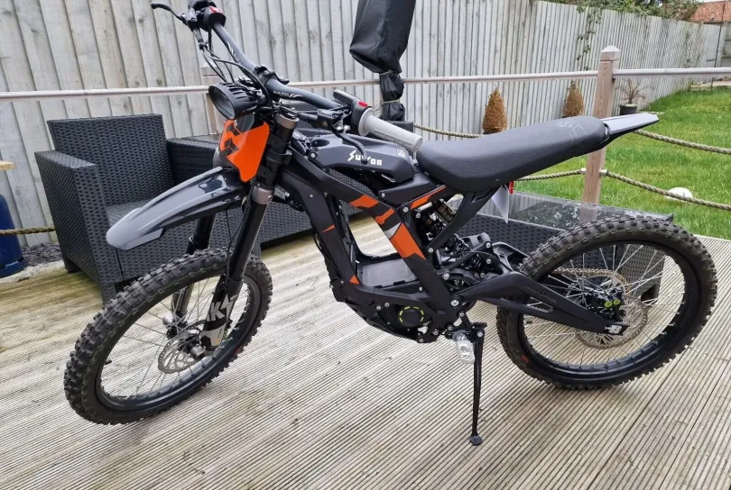 Sur-Ron Light Bee X E-Bike, Baujahr 2023, Suisse, Basel