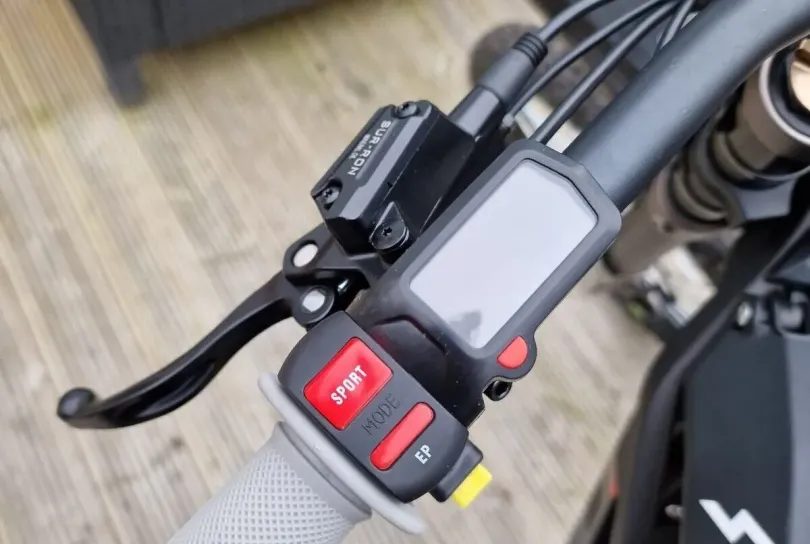 Sur-Ron Light Bee X E-Bike, Baujahr 2023, Schweiz, Basel
