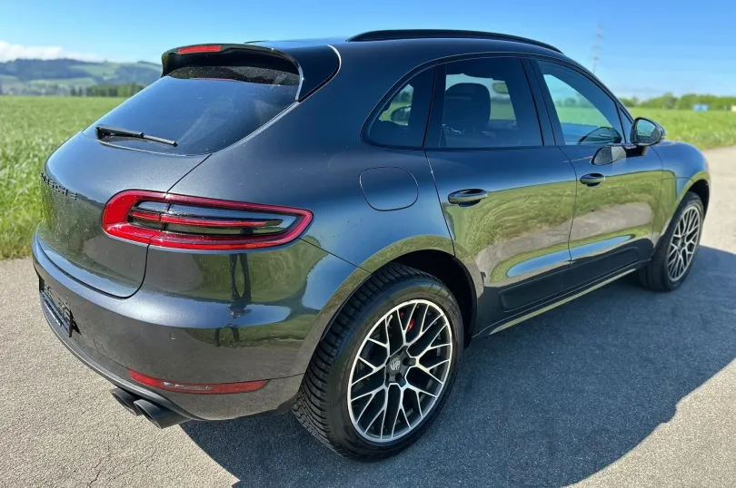 PORSCHE Macan Turbo PDK, Usato, Svizzera, Hunenberg