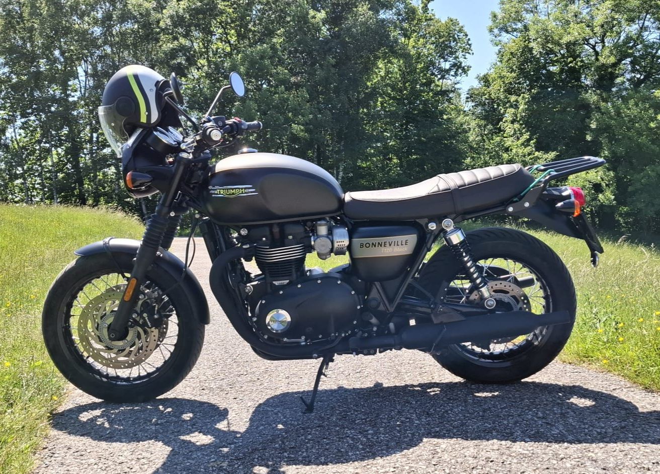Triumph Bonneville T120, Usato, Svizzera, Breno