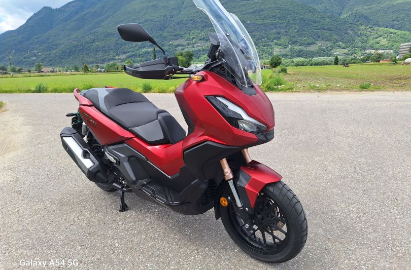 HONDA ADV 350, Used, Switzerland, Giubiasco