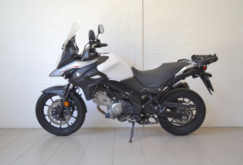 SUZUKI DL 650 A V-Strom L8, Gebraucht, Schweiz, Camorino