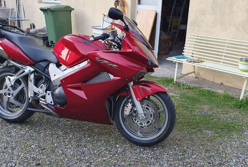 Vendo moto Honda VFR 800 VTEC, Usato, Svizzera, Bellinzona
