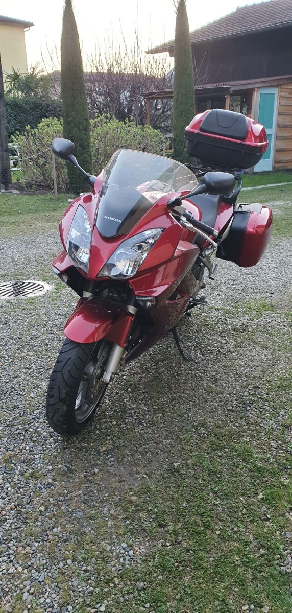 Vendo moto Honda VFR 800 VTEC, Usato, Svizzera, Bellinzona