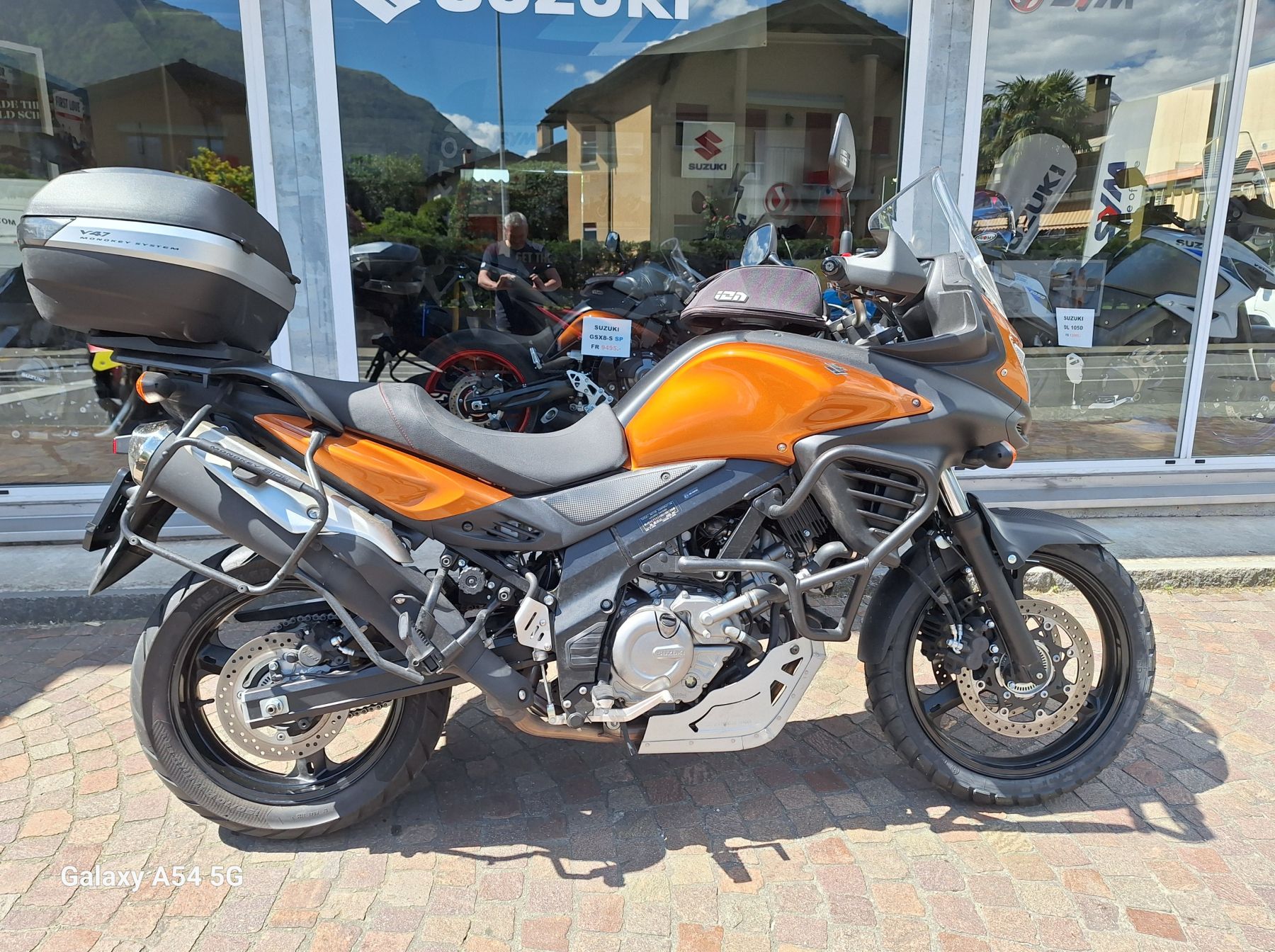 SUZUKI DL 650 ABS, Usagé, Suisse, Giubiasco