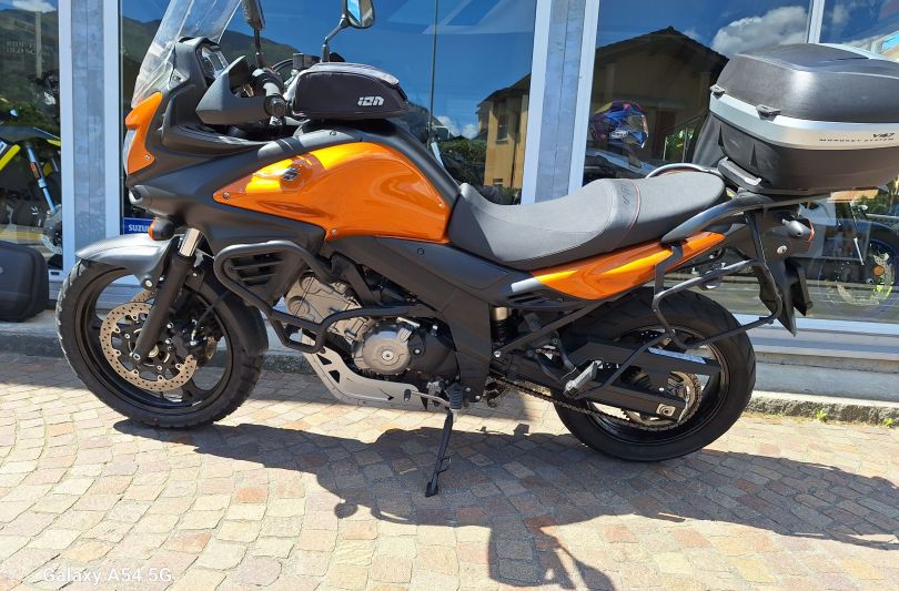 SUZUKI DL 650 ABS, Usagé, Suisse, Giubiasco