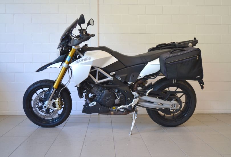 APRILIA Dorsoduro 1200, Usagé, Suisse, Camorino