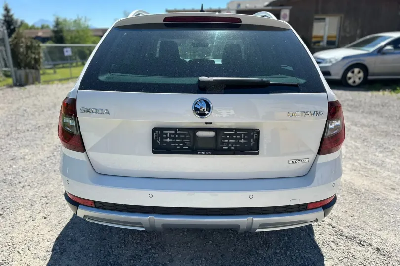 SKODA Octavia Combi 2.0 TSI Scout 4x4 DSG, Usagé, Suisse, Hunenberg